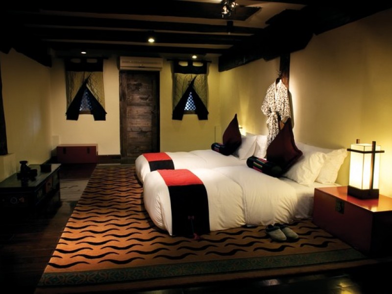 Banyan Tree Ringha Tibetan_Lodge_-_Twin_Bedroom