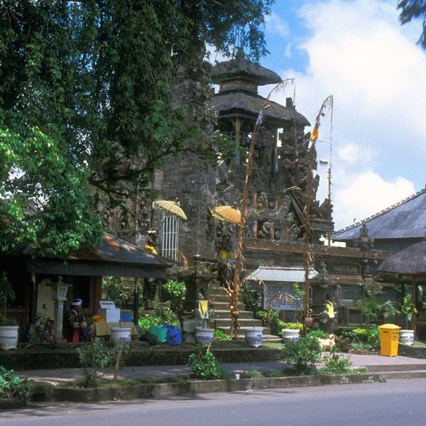 vulcani-e-templi